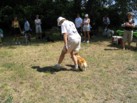 Jennifer Allen showing tricks